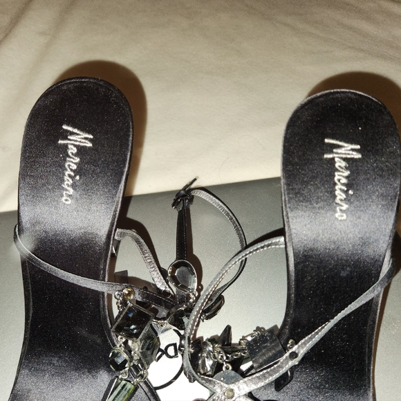 Marciano black strappy  heels - Picture 3 of 7